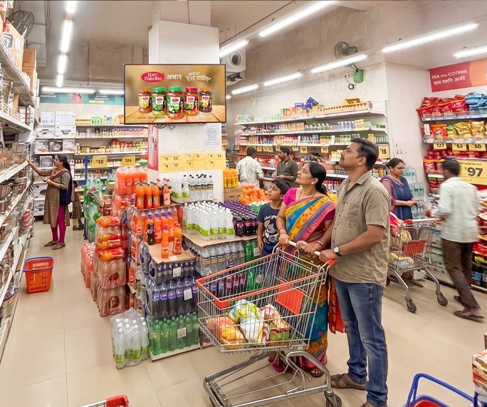 Retail media advertising